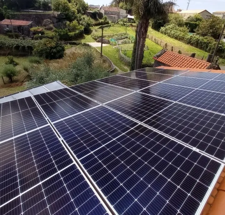 instalacion fotovoltaica tejado en galicia